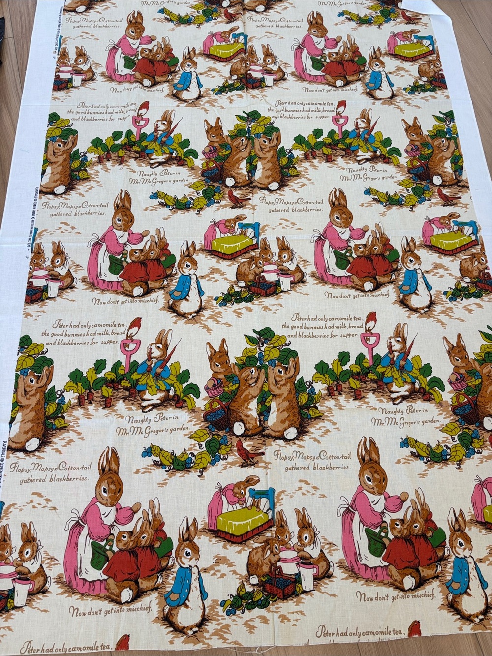 Vintage Beatrix Potter PETER RABBIT 1970's Cotton fabric